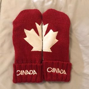 🇨🇦 Hudson’s Bay mittens | Canadian Olympic Team